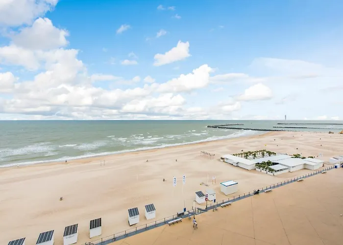 Seaview Apartment For 2 In Ostend