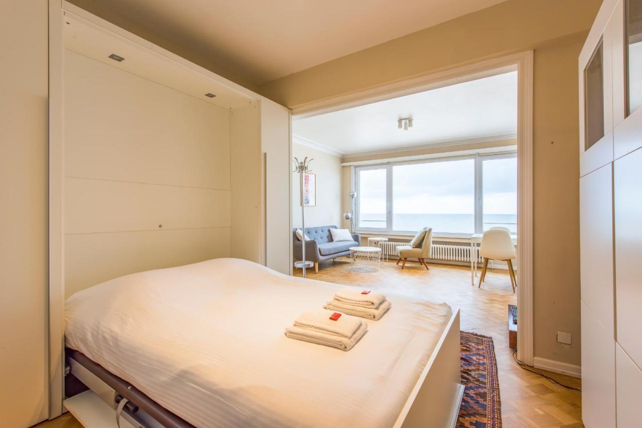 Seaview For 2 In Ostend