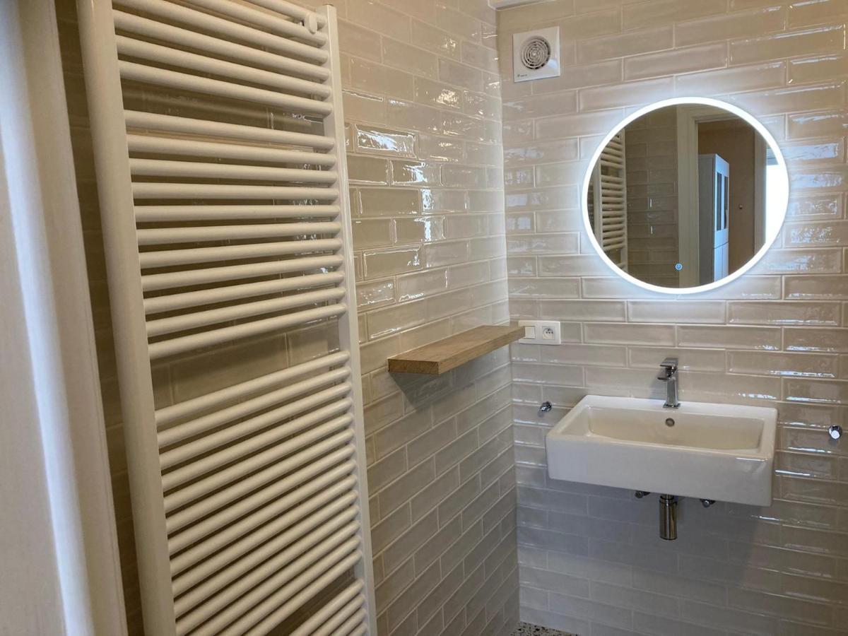 Seaview For 2 In Apartment